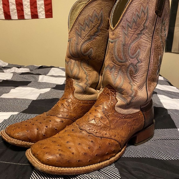 Mens size 11.5 ostrich material boots